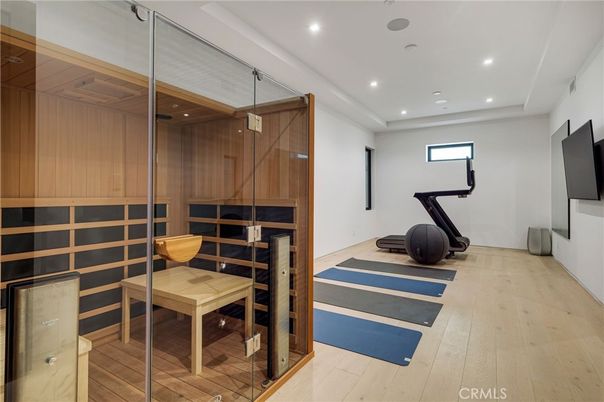 Fitness Equipment, Interior, Recessed Lighting, Sauna Room