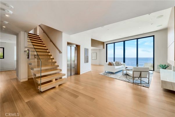 Interior, Living room, Recessed Lighting, Water, Wood Texture Flooring