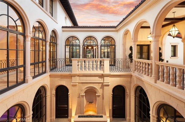 Exterior, Facade, Mediterranean