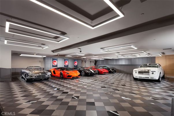 Garage, Interior, Recessed Lighting