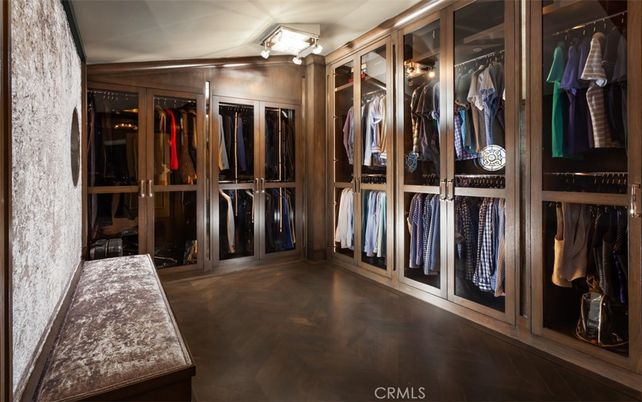 Interior, Walk-in Closets