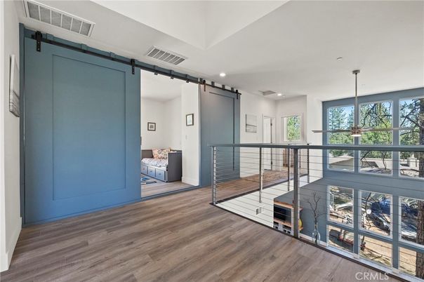 Interior, Pendant Lights, Recessed Lighting, Wood Texture Flooring