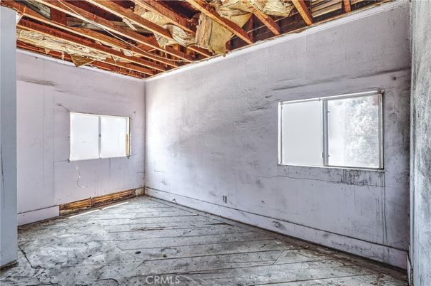 Empty room, Interior, Wooden Beams