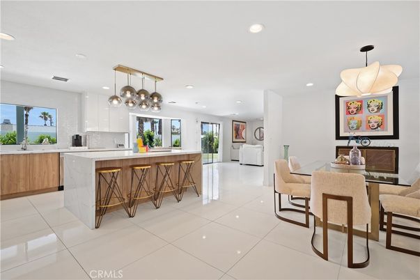 Dining room, Interior, Kitchen, Pendant Lights, Recessed Lighting