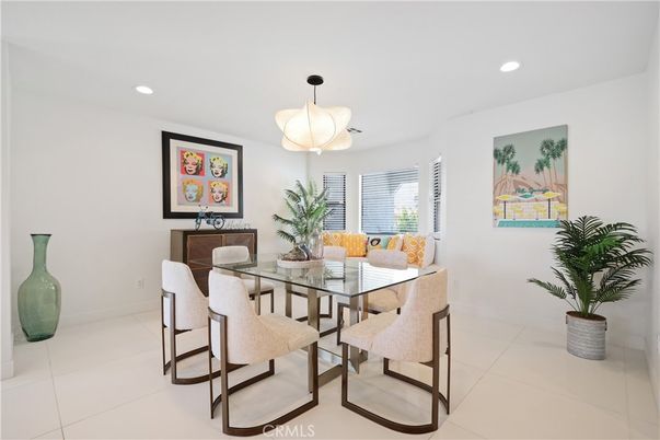 Dining room, Interior, Pendant Lights, Recessed Lighting