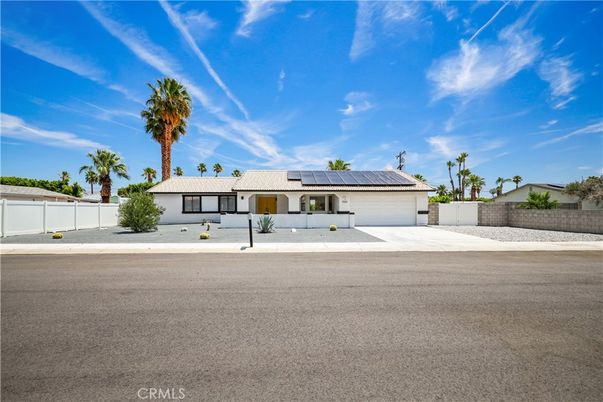 Attached, Exterior, Facade, Solar Panels, Ranch