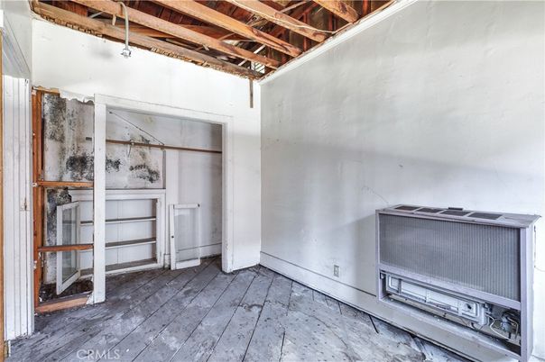 Empty room, Interior, Wooden Beams, Wood Texture Flooring