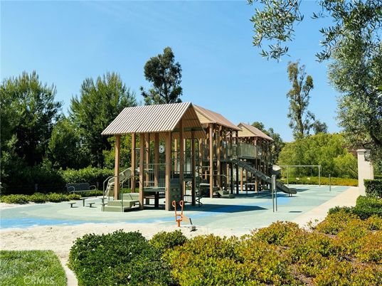 Backyard, Exterior, Playground