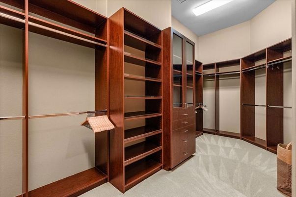 Interior, Walk-in Closets
