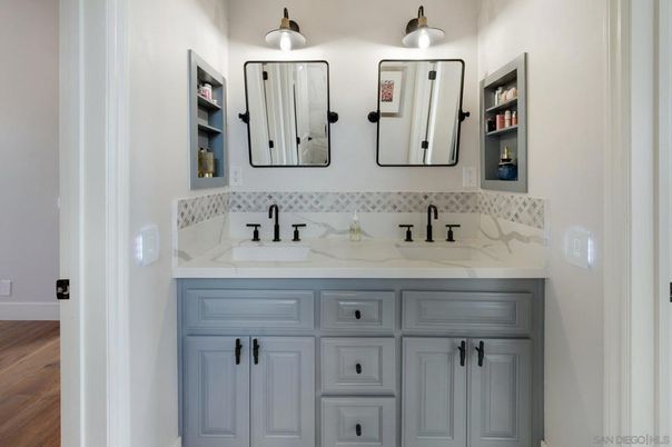 Bathroom, Dual Sink Vanities, Interior, Wood Texture Flooring
