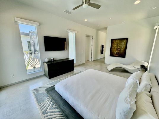 Bedroom, Interior, Recessed Lighting