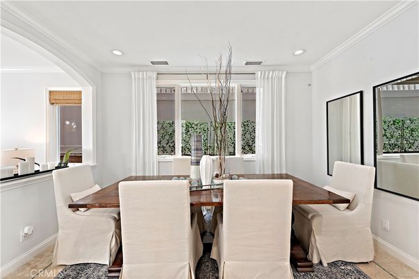 Dining room, Interior, Recessed Lighting