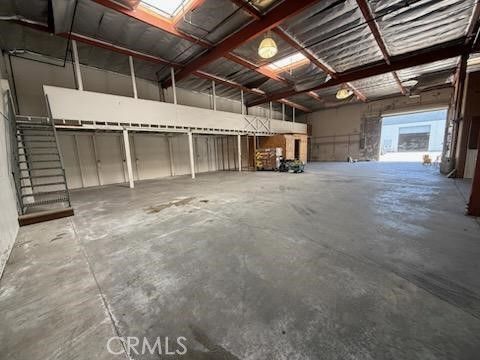 Garage, Interior, Wooden Beams