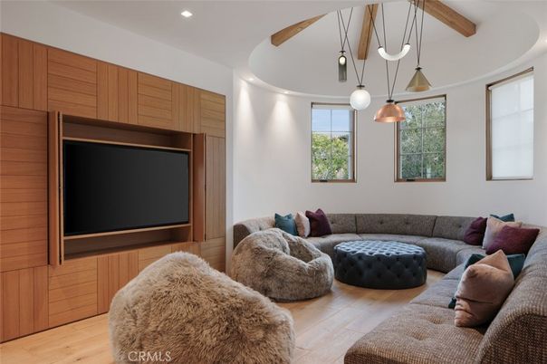 Interior, Living room, Pendant Lights, Recessed Lighting, Wooden Beams, Wood Texture Flooring, Wooden Walls