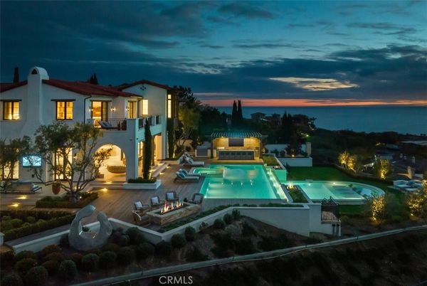 Exterior, Pool, Water