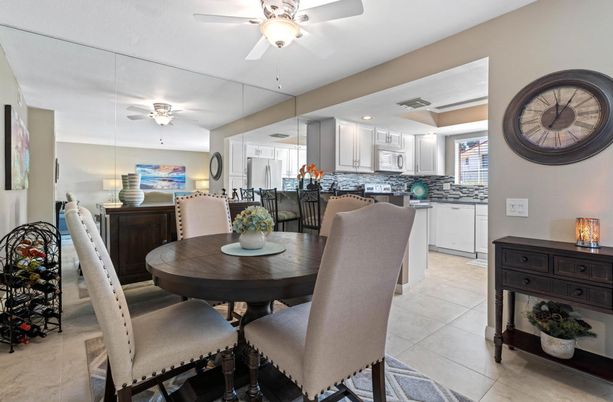Dining room, Interior, Kitchen, Pendant Lights, Recessed Lighting