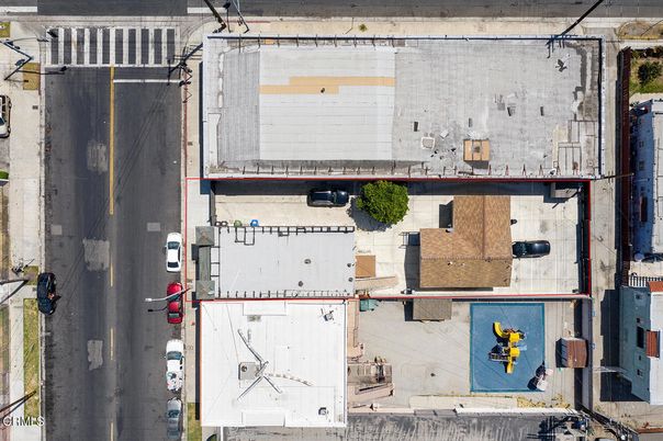 Exterior, Drone
