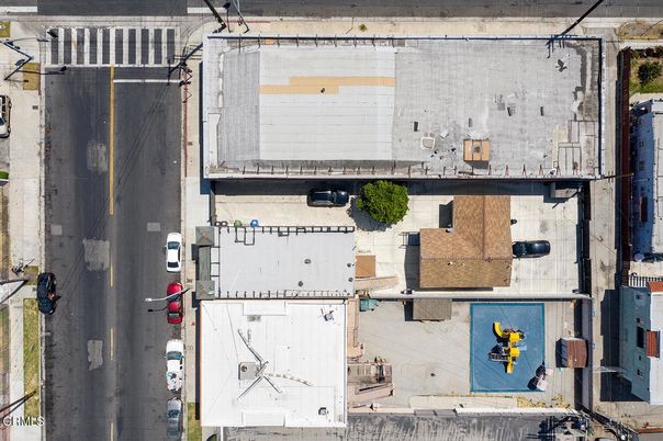 Exterior, Drone