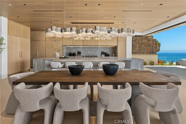 Dining room, Interior, Kitchen, Pendant Lights, Recessed Lighting, Water