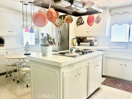 Interior, Kitchen, Pendant Lights, Tile Countertops