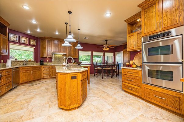 Dining room, Interior, Kitchen, Pendant Lights, Recessed Lighting, Stainless Steel Appliances