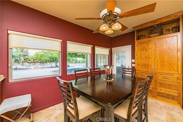 Dining room, Interior