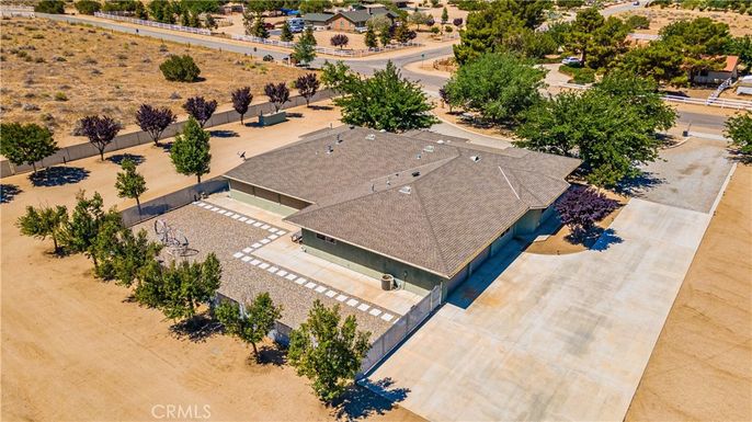 Exterior, Drone