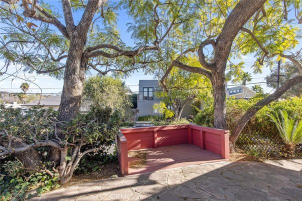 Exterior, Hot Tub
