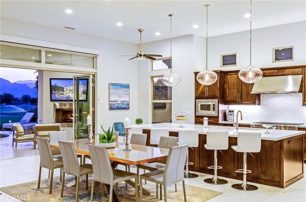Dining room, Interior, Kitchen, Pendant Lights, Recessed Lighting, Stainless Steel Appliances
