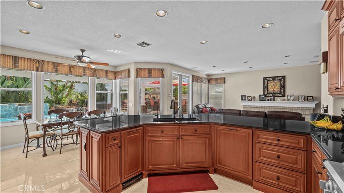 Dining room, Interior, Recessed Lighting