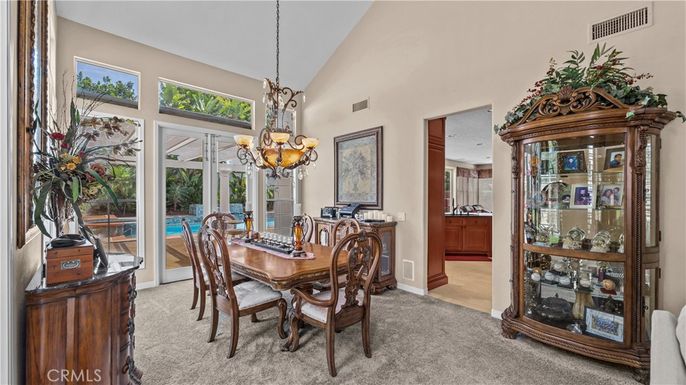 Chandelier, Dining room, Interior