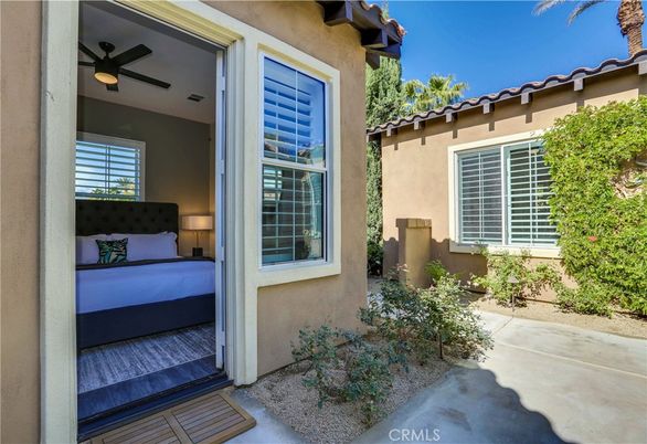 Bedroom, Exterior