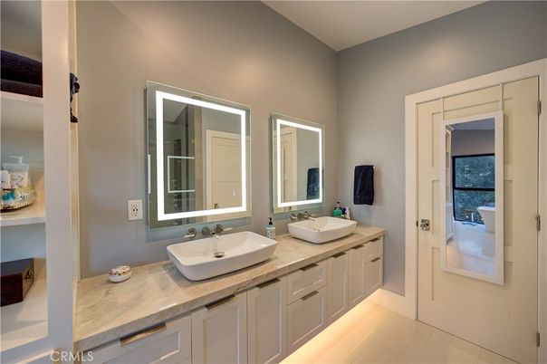 Bathroom, Dual Sink Vanities, Interior, Wood Texture Flooring