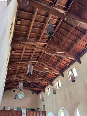 Garage, Interior, Wooden Beams, Wooden Ceilings