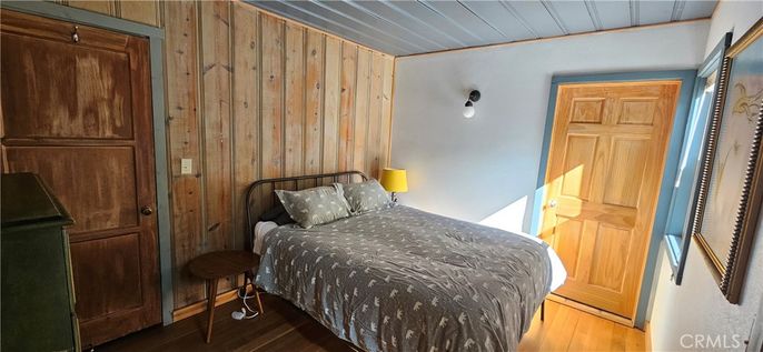 Bedroom, Interior, Wood Texture Flooring, Wooden Walls