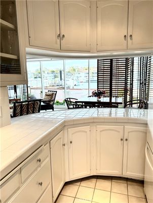 Dining room, Interior, Kitchen, Tile Countertops, Water