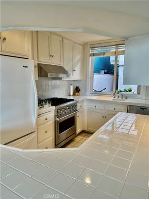 Interior, Kitchen, Tile Countertops