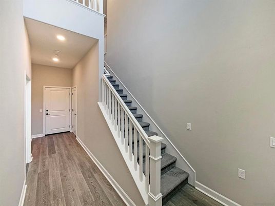 Interior, Recessed Lighting, Wood Texture Flooring