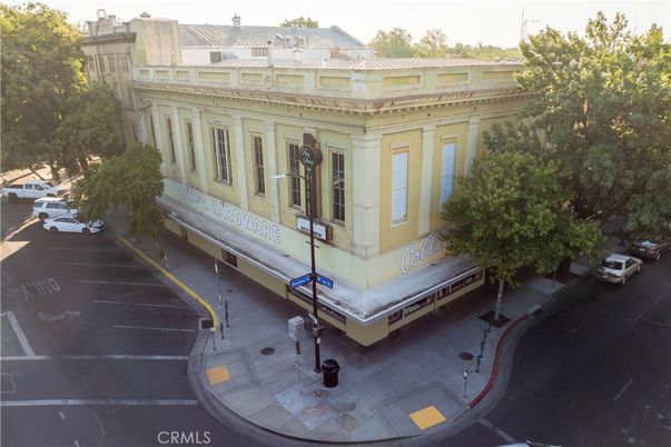 Exterior, Facade, None