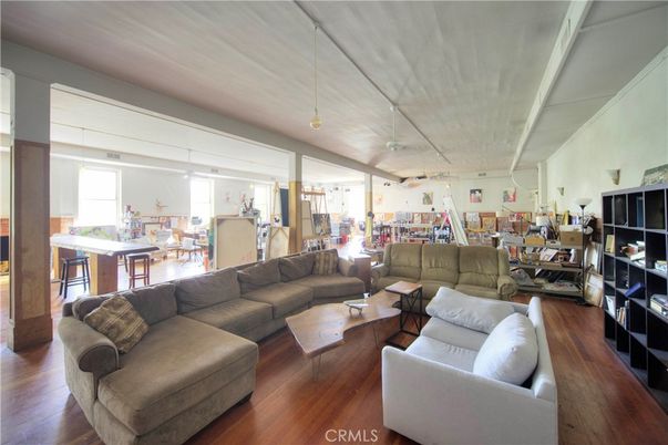 Interior, Living room, Pendant Lights, Wood Texture Flooring
