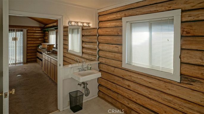 Interior, Wooden Walls