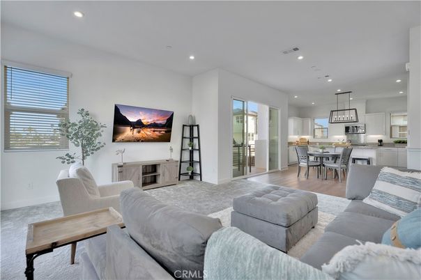 Dining room, Interior, Kitchen, Living room, Pendant Lights, Recessed Lighting, Stainless Steel Appliances, Wood Texture Flooring