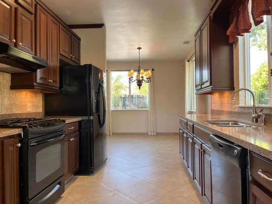 Chandelier, Interior, Kitchen