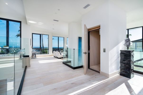 Interior, Recessed Lighting, Water, Wood Texture Flooring