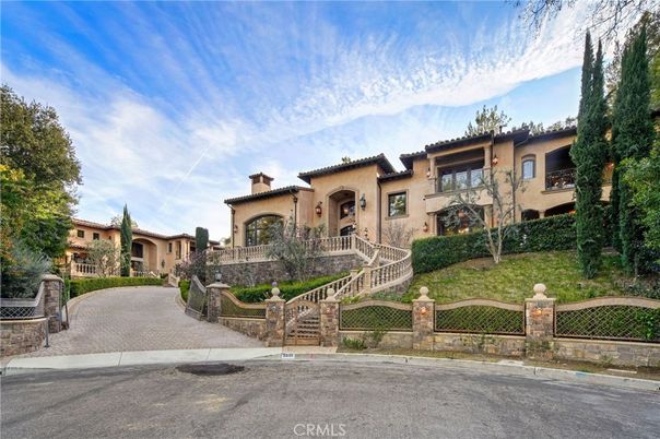 Backyard, Exterior, Facade, Mediterranean