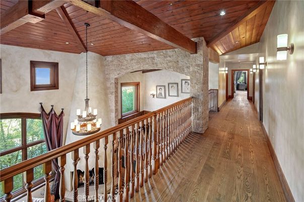 Chandelier, Interior, Recessed Lighting, Stone Walls, Wooden Beams, Wooden Ceilings, Wood Texture Flooring