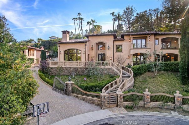 Backyard, Exterior, Facade, Mediterranean