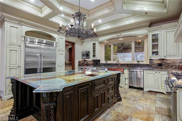 Chandelier, Interior, Kitchen, Recessed Lighting, Stainless Steel Appliances