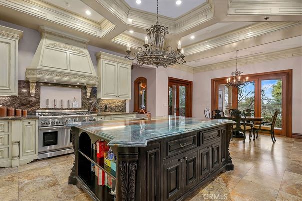 Chandelier, Dining room, Interior, Kitchen, Recessed Lighting, Stainless Steel Appliances
