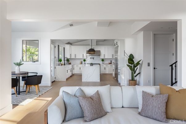 Dining room, Interior, Kitchen, Living room, Pendant Lights, Stainless Steel Appliances, Wood Texture Flooring